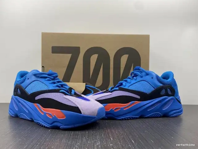 BLUE 700 ADIDAS HI-RES HP6674 BOOST YEEZY 0701